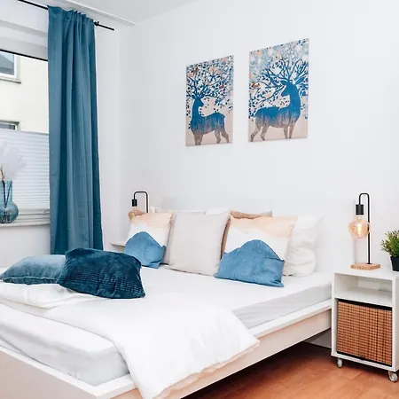 Apartment Kurzzeitglueck 24h Self Check-in E02 *