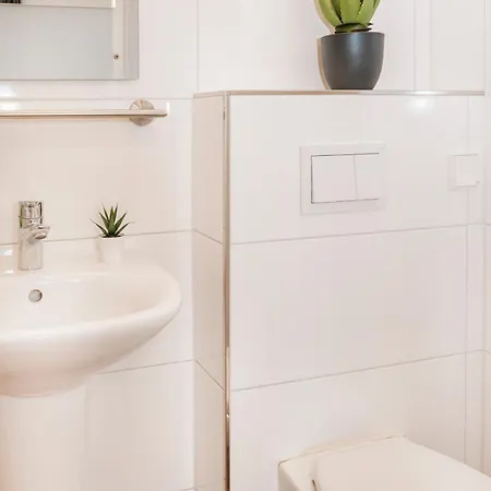 Kurzzeitglueck 24h Self Check-in E02 * إسن