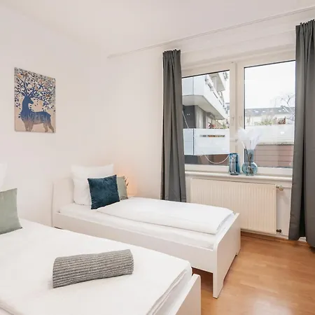 Kurzzeitglueck 24h Self Check-in E02 Apartment
